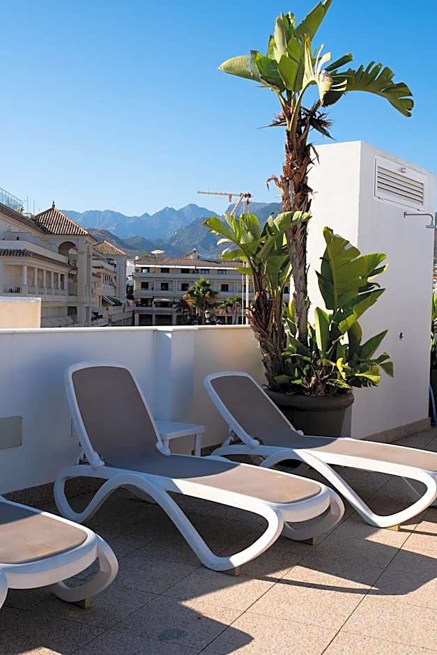 Hotel Puerta del Mar - Adults Recommended