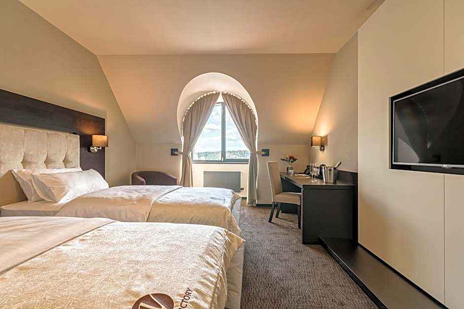 Hotel Victory