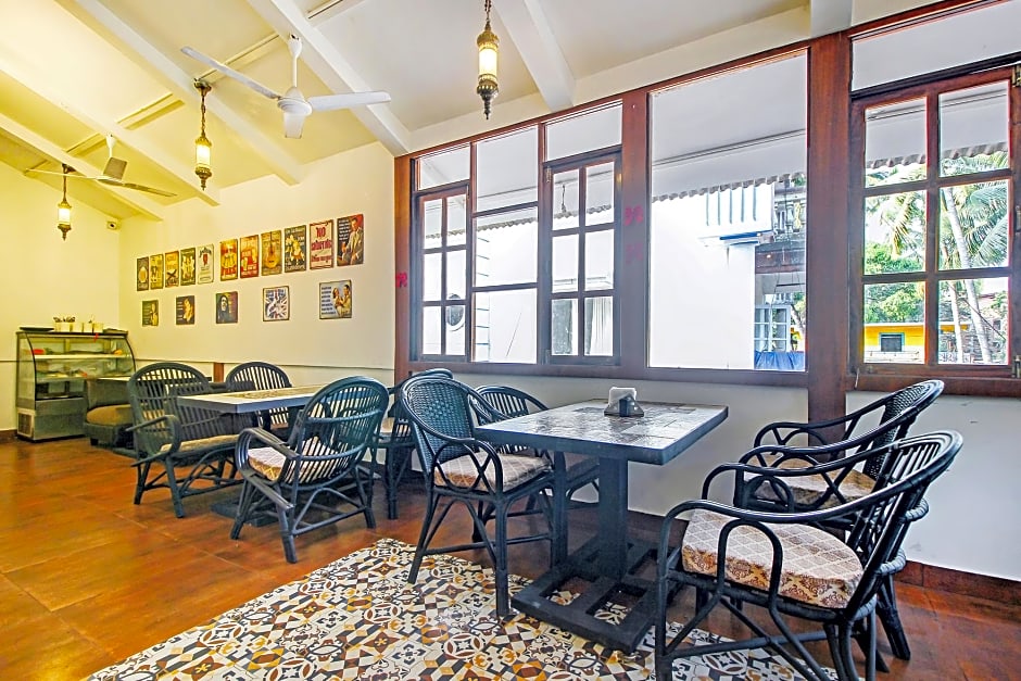 FabExpress Golden Nest Deluxe – Calangute, 