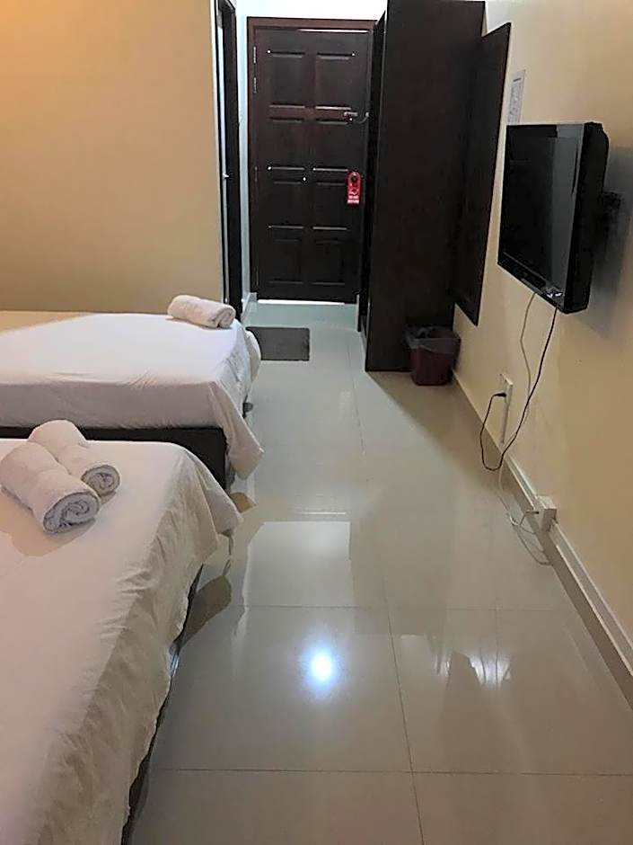 Teluk Lipat Seaview Inn