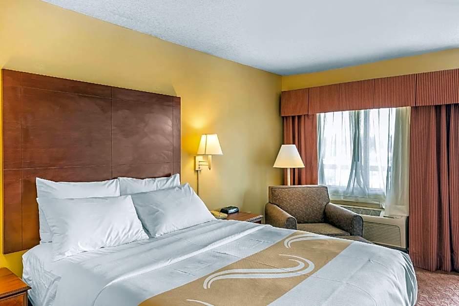 Quality Inn Calera I-65 exit 231