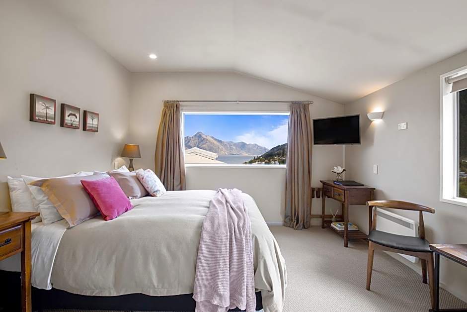 Queenstown House Bed & Breakfast and Apartments