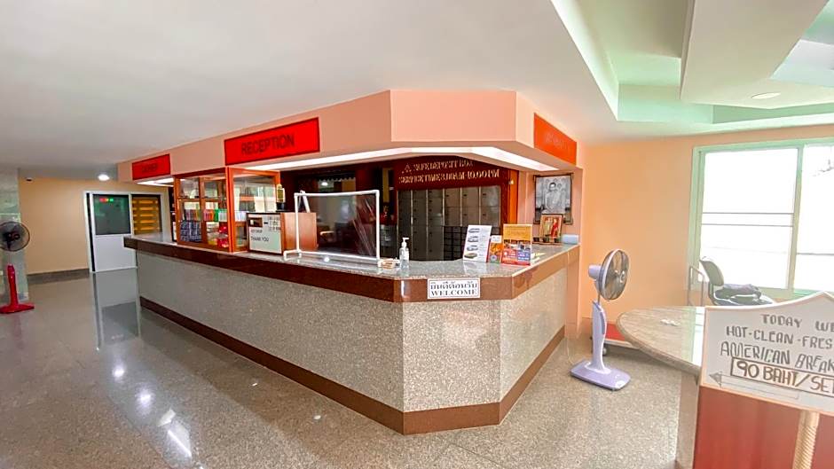 A.A. Pattaya Golden Beach Hotel