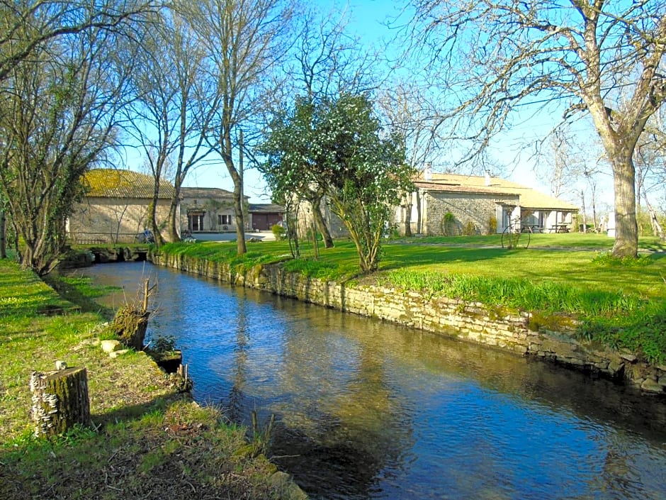 Le Petit Moulin Tournesol BnB