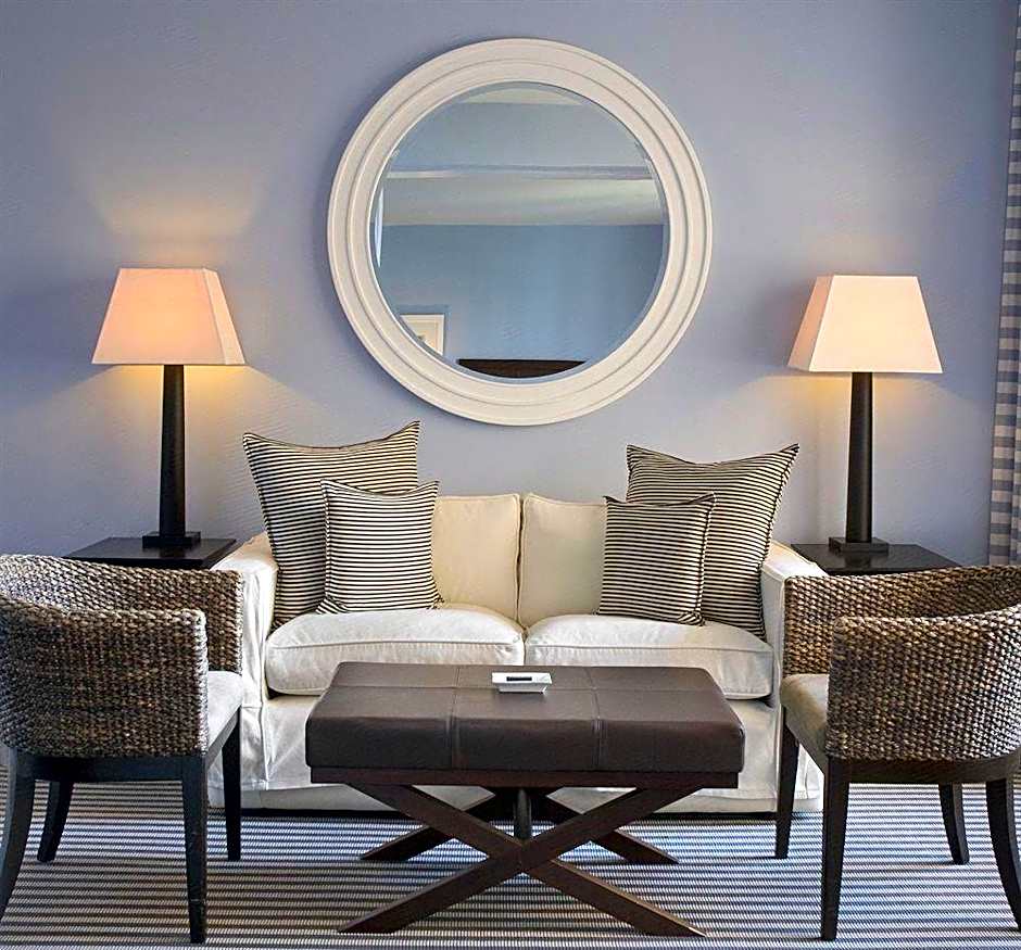 Columbus Hotel Monte-Carlo, Curio Collection by Hilton