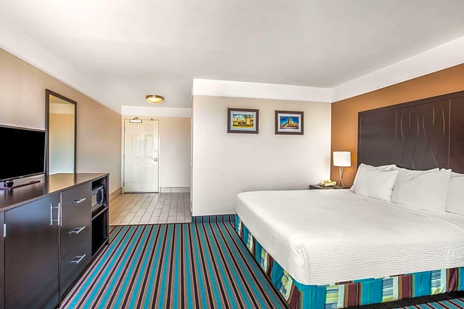 La Quinta by Wyndham Bakersfield North