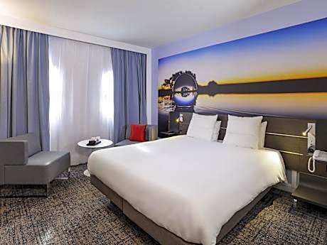Superior double Room with one double bed or two single beds