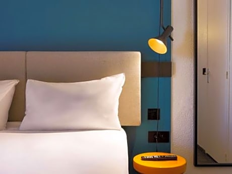 Standard Room With Three Single Beds