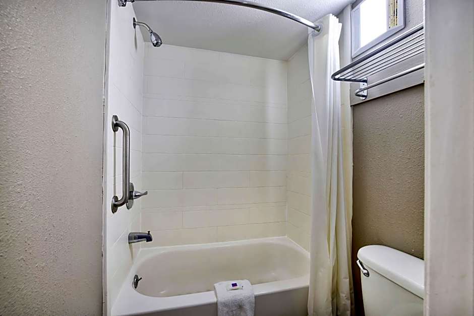 Motel 6-Jackson, MS