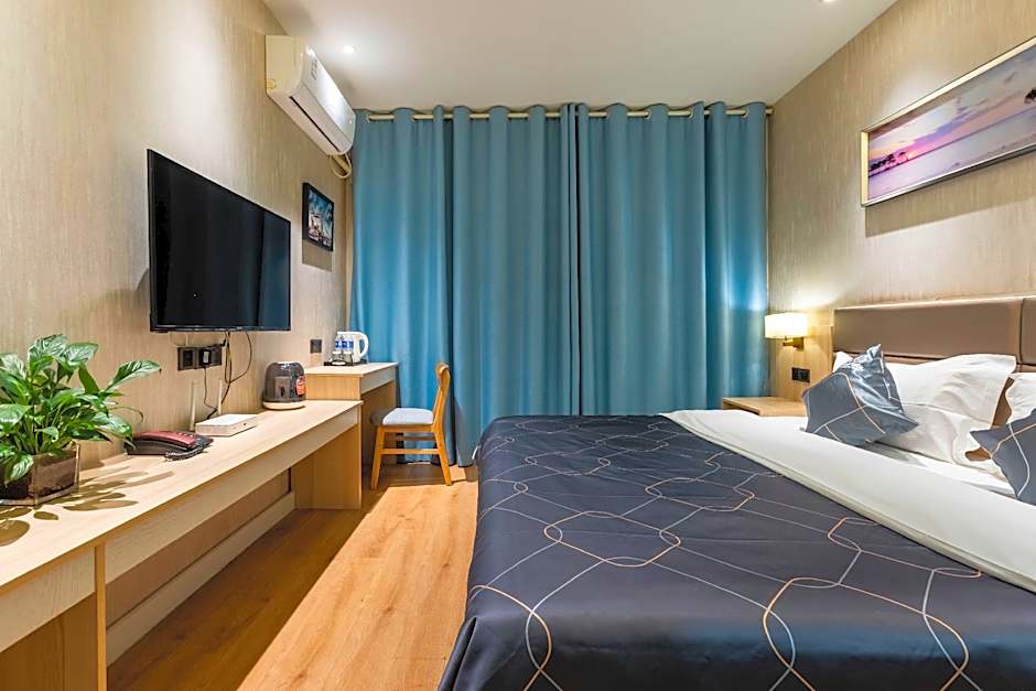 Chonpines Hotel·Jining Railway Station Wanda Plaza