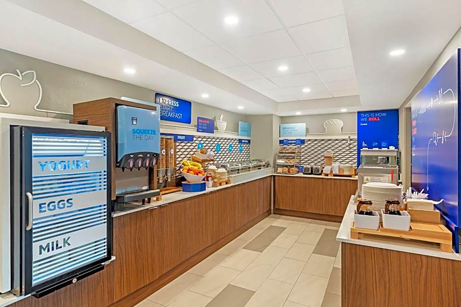 Holiday Inn Express Hyannis - Cape Cod by IHG