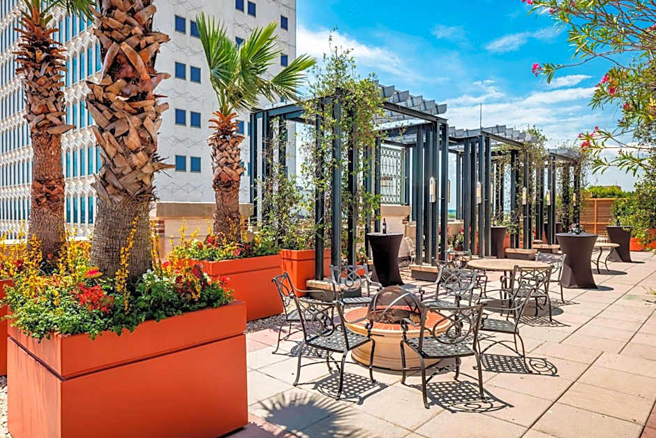 The Battle House Renaissance Mobile Hotel & Spa