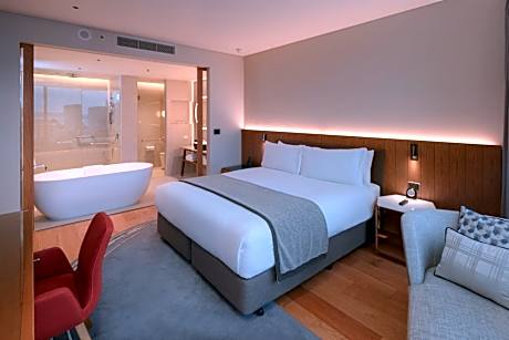 One-Bedroom King Suite with City View