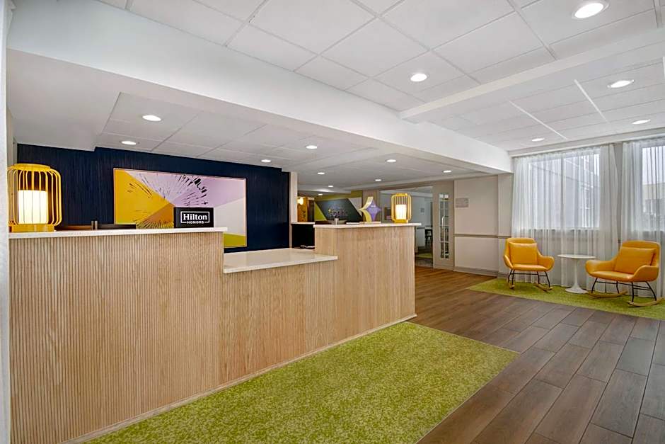 Spark by Hilton Rochester University Area