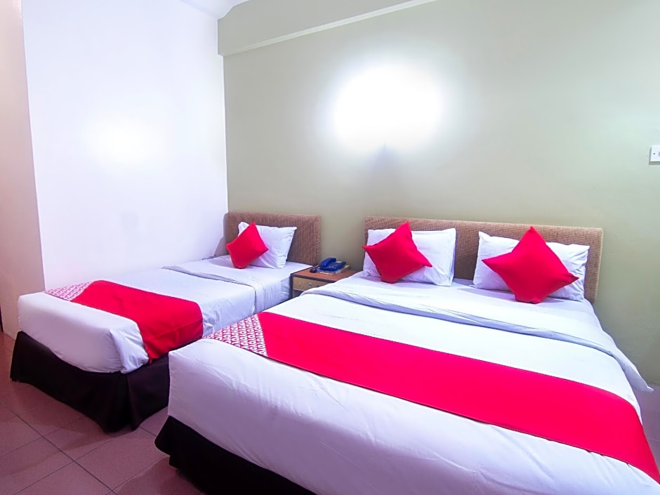 Super OYO 979 Hua Kuok Inn