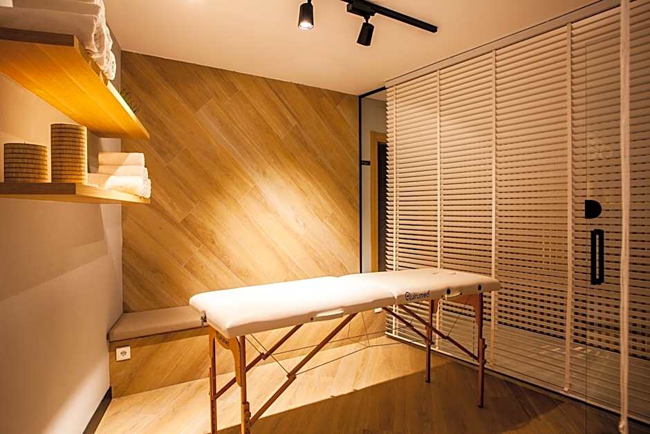 Hospedium H Cabo Sport