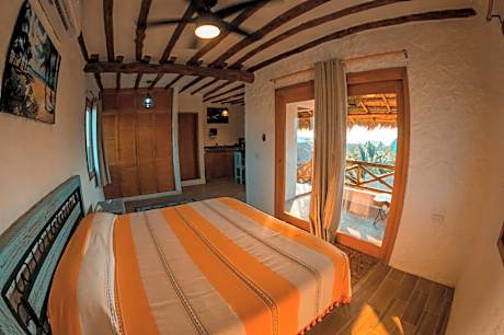 Suite with Partial Sea View and Terrace