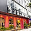 Fengjia JinRui Hotel