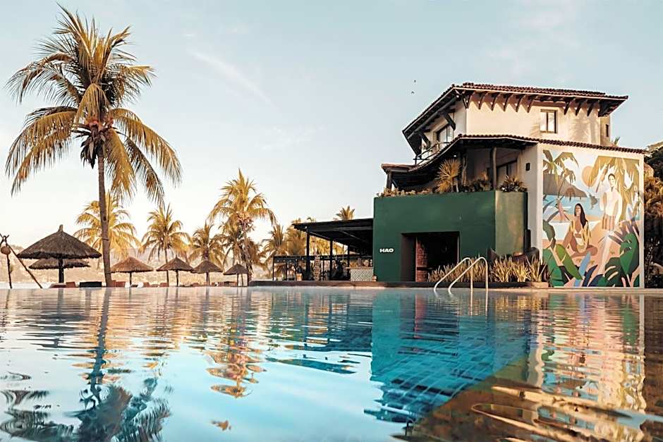 Thompson Zihuatanejo, A Beach Resort by Hyatt