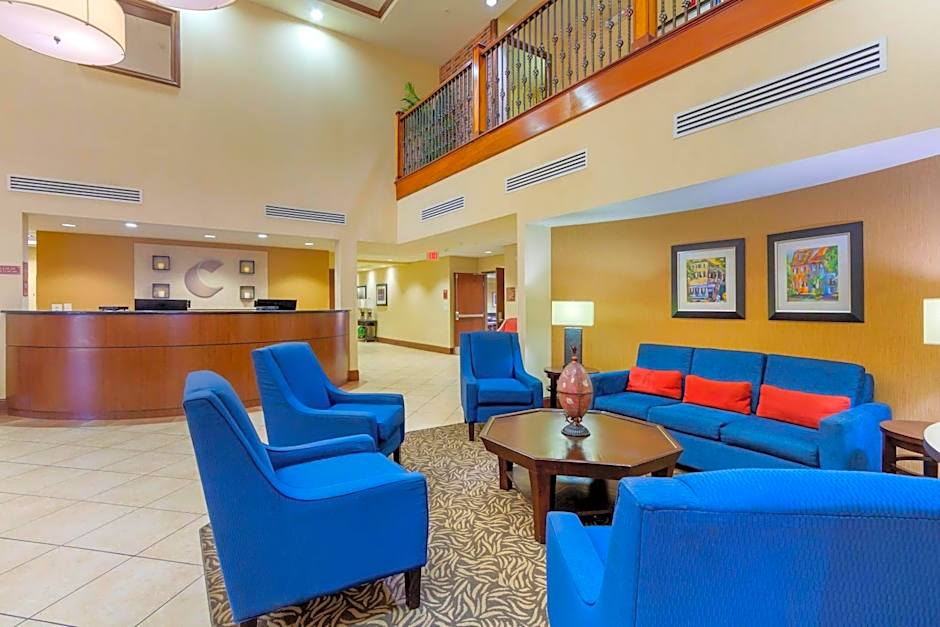 Comfort Suites Charleston West Ashley
