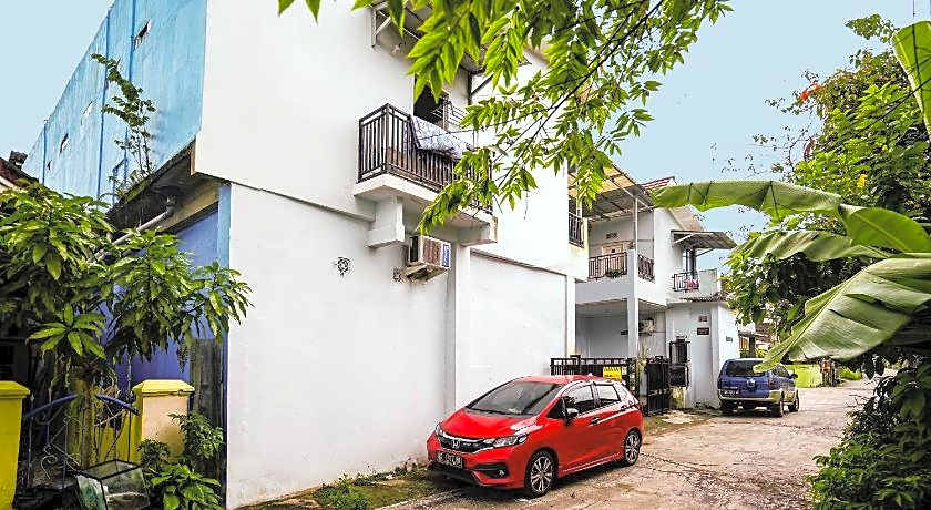 OYO Life 92046 Garuda Residence