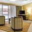 Quality Inn & Suites Charleston - Civic Center