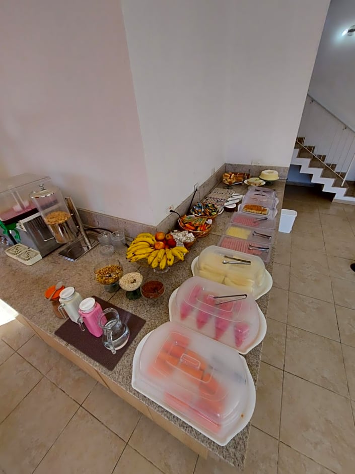 Golfinho Plaza Hotel