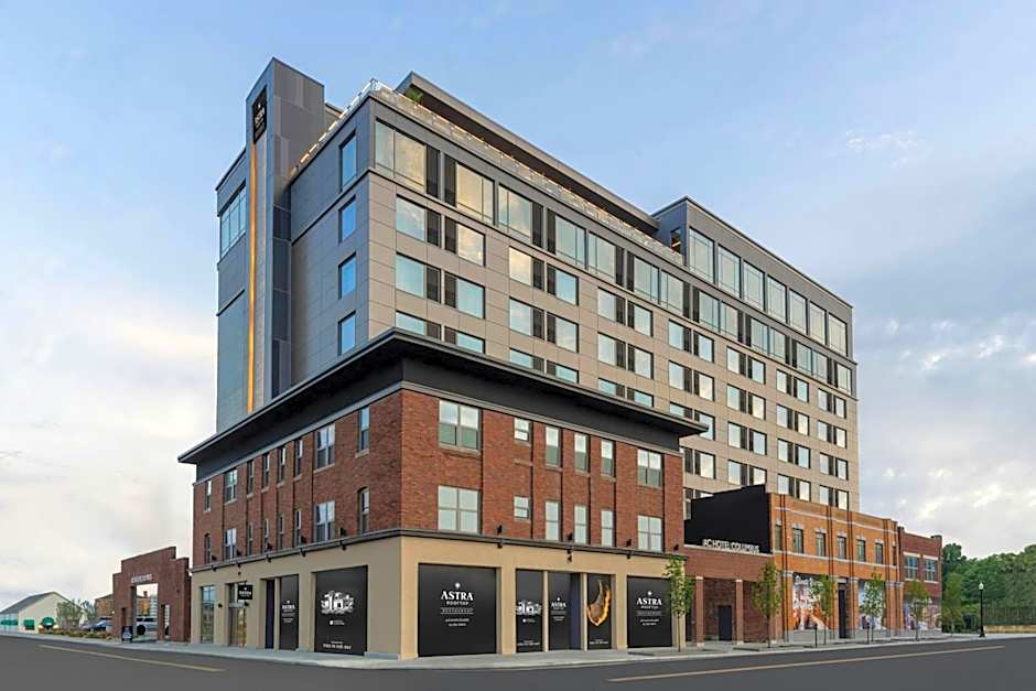 AC Hotel by Marriott Columbus Downtown