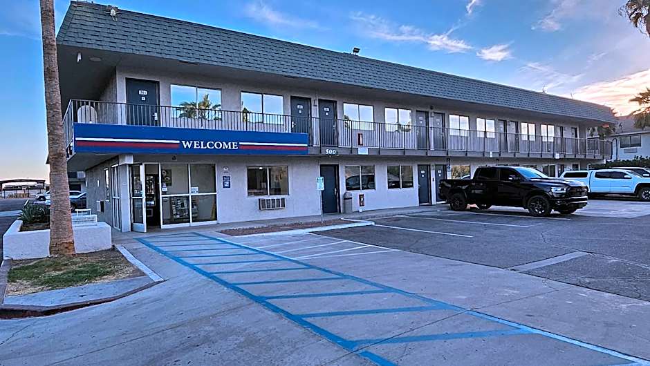 Motel 6-Blythe, CA