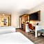 Cambria Hotel Denver Downtown RiNo