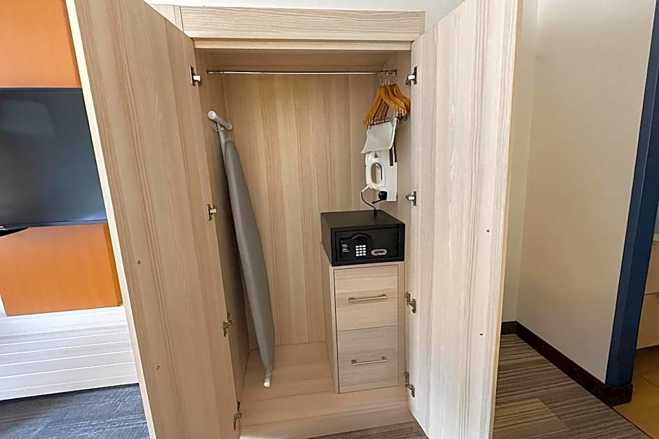 Holiday Inn Express & Suites Halifax - Bedford By IHG