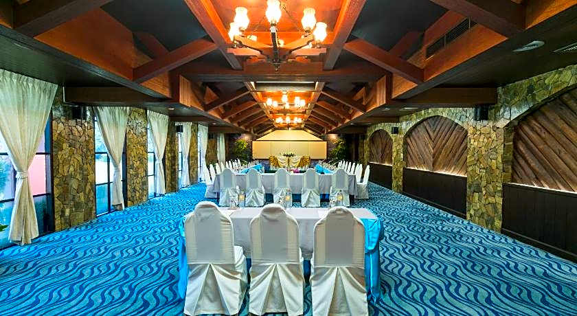 Asia Pattaya Hotel (SHA Extra Plus)