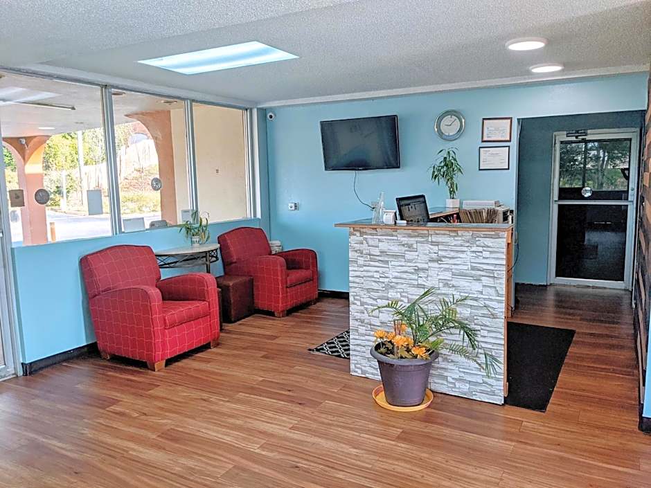 Travelodge by Wyndham Forsyth