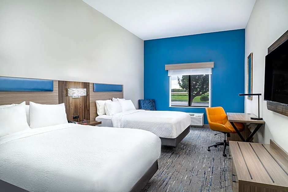 Holiday Inn Express Pratt By IHG