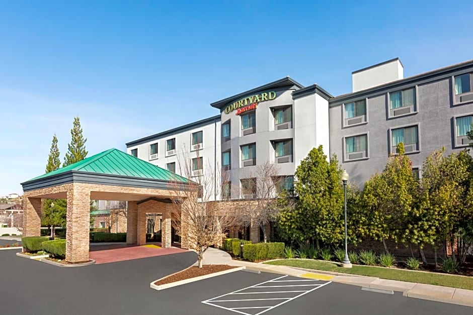 Courtyard by Marriott Sacramento Folsom