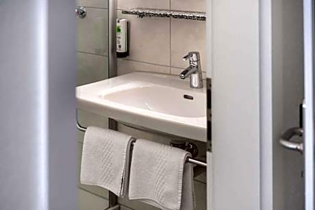 Quadruple Room with Air Conditioning