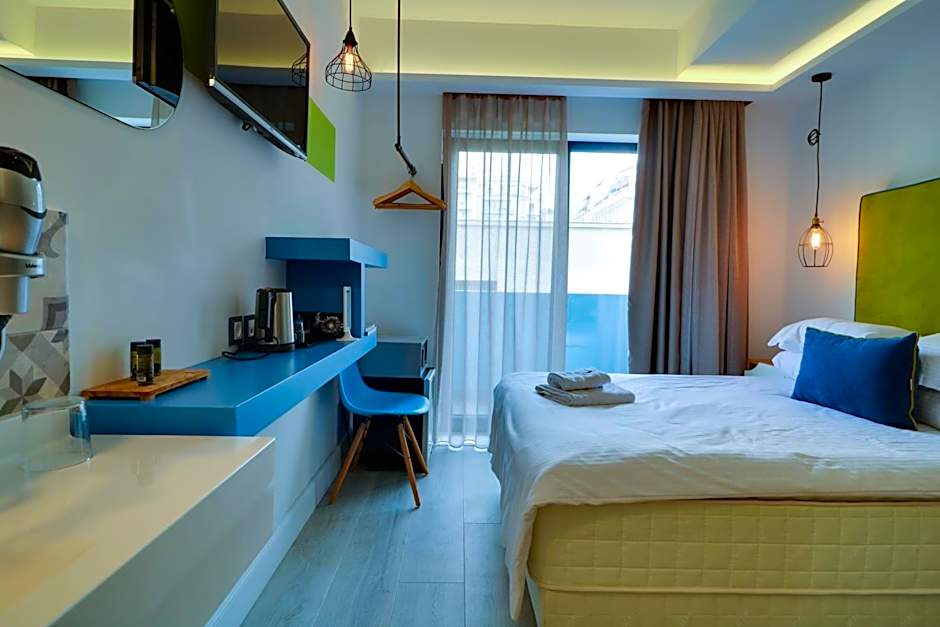 Blue Bottle Boutique Hotel