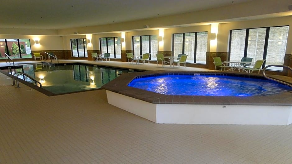 Holiday Inn Express and Suites Columbia University Area, an IHG Hotel