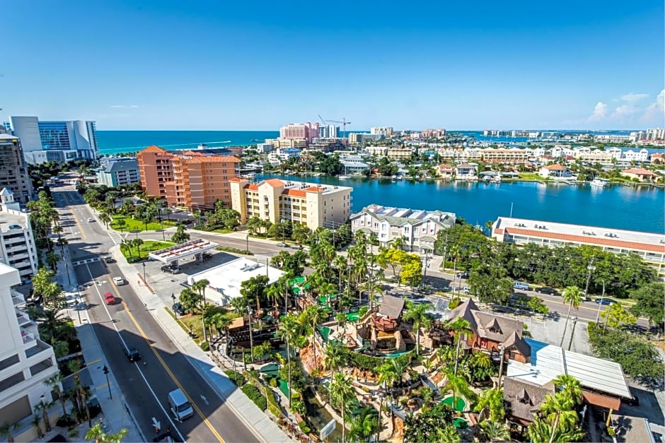 Hampton Inn By Hilton and Suites Clearwater Beach