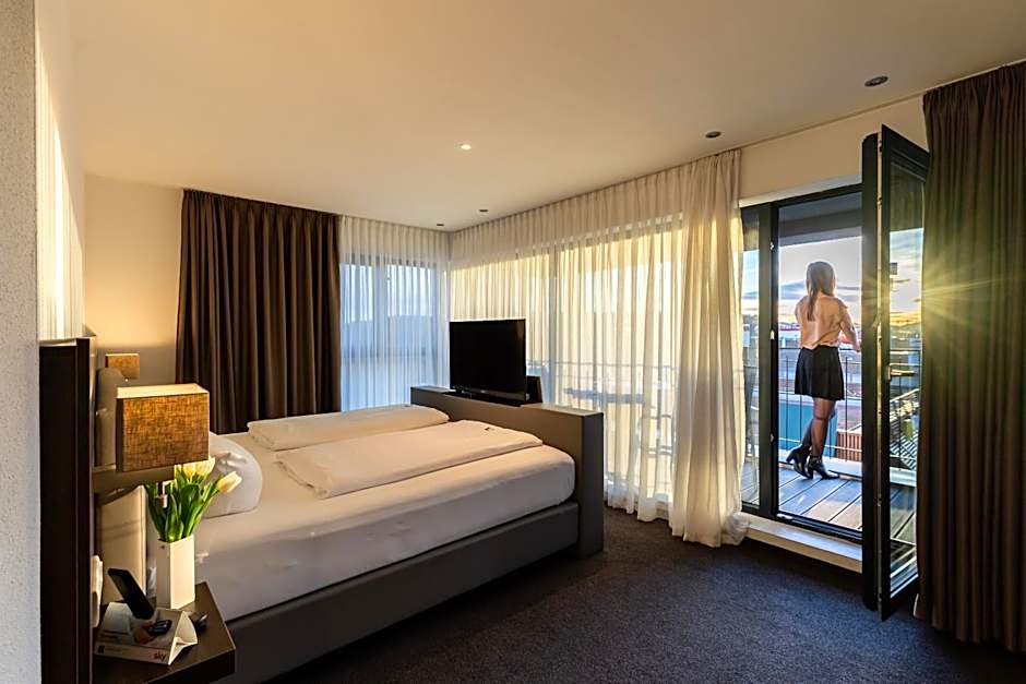 Hotel Duda Langenbruck an der A9 zwischen Ingolstadt und München, ideal für Stopover, Geschäftsreisen und Monteure