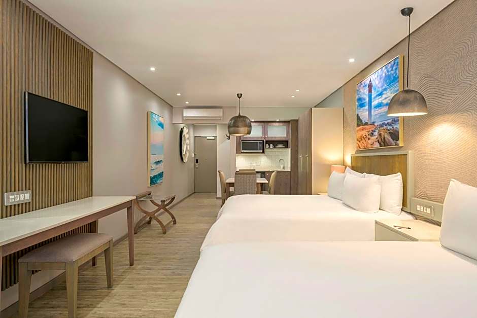 Photo 1 of 11 of Larger 1 King Bed