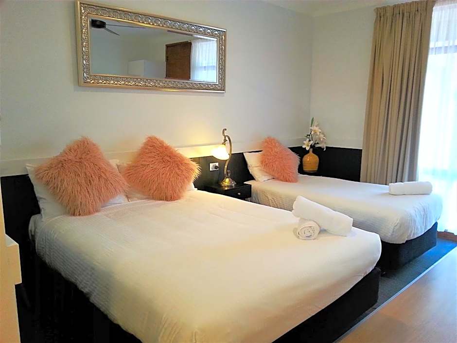 Kurri Motor Inn