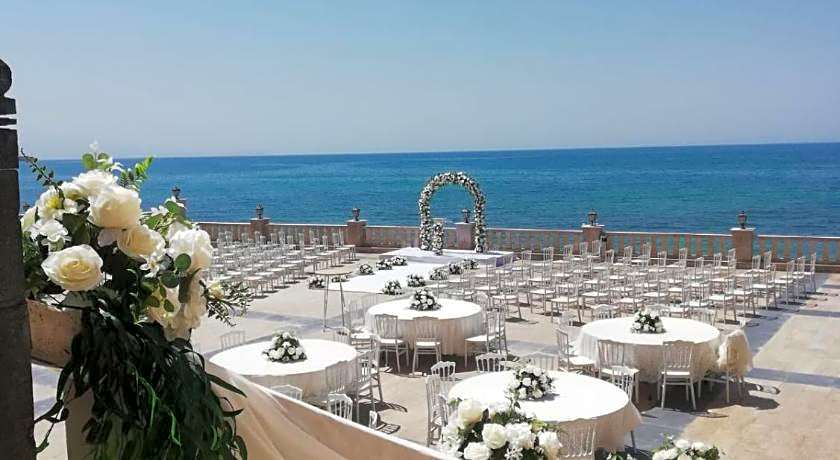 Ramada by Wyndham Van