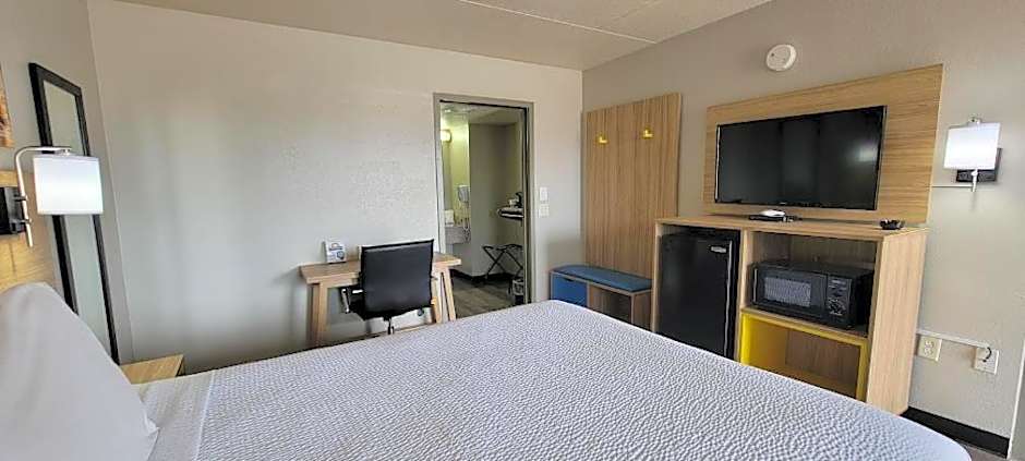 Days Inn by Wyndham Conway