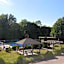 Aquastar Inn