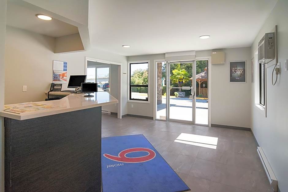 Motel 6-Saanichton, BC - Victoria Airport