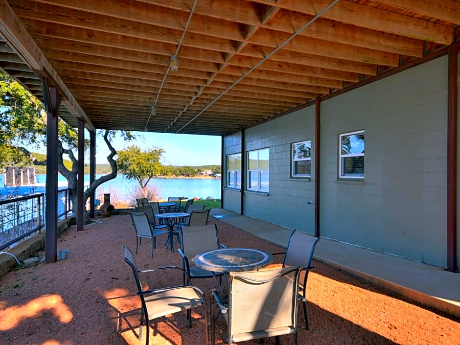 Painted Sky Inn