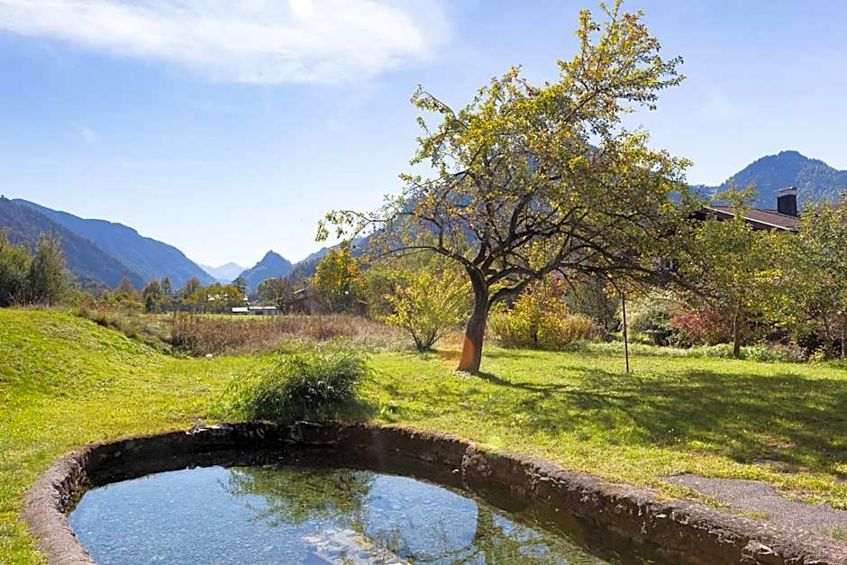 DEVA Hotel-Restaurant Fischerwirt inklusive Chiemgau Card