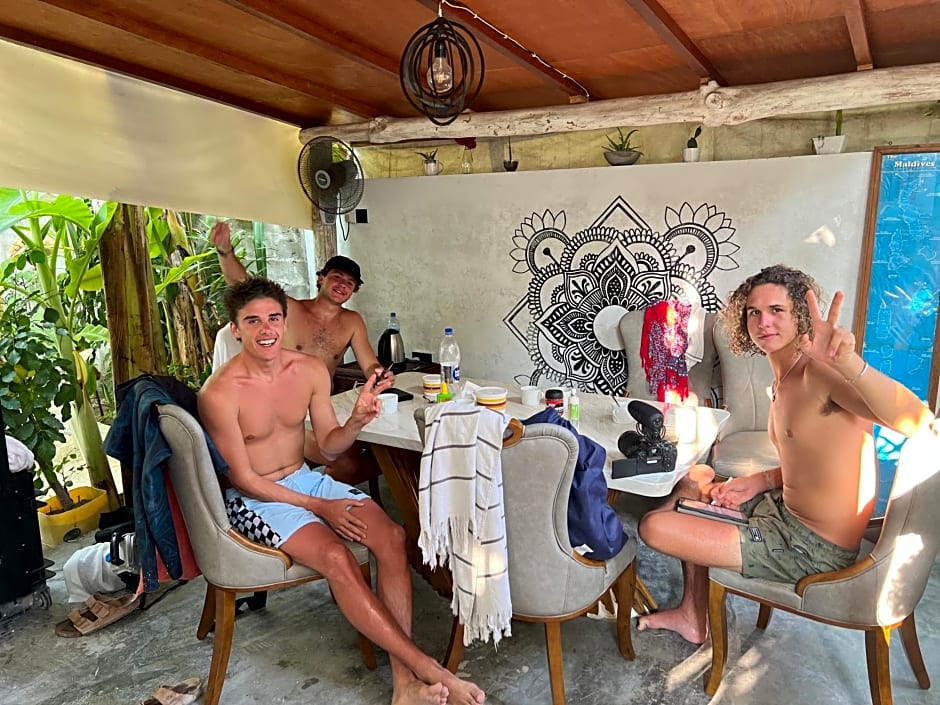 La Luna Boutique Dhangethi