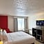 Ramada by Wyndham Glendale Heights/Lombard